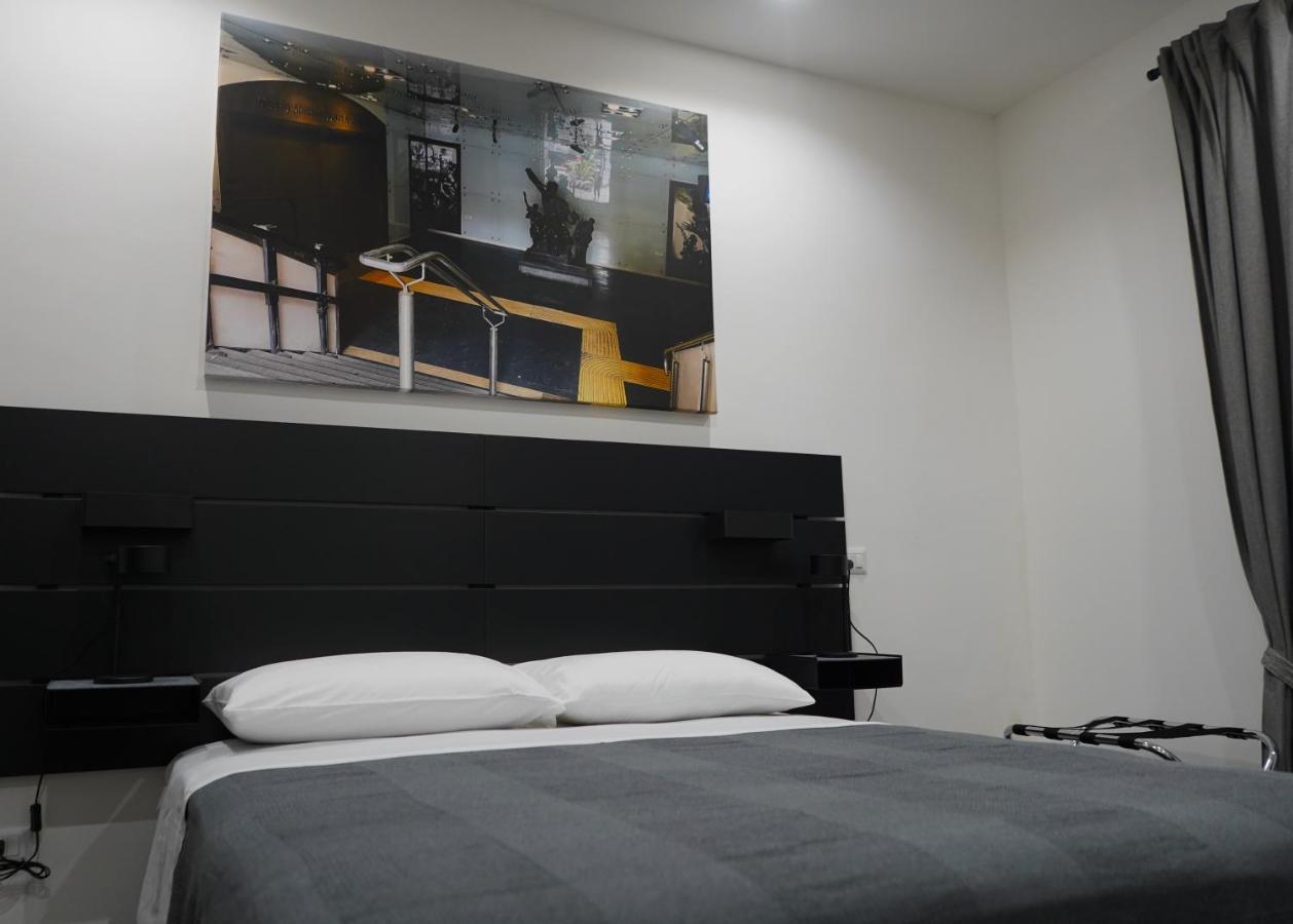 나폴리 Dimora Metro Santacroce B&B 외부 사진